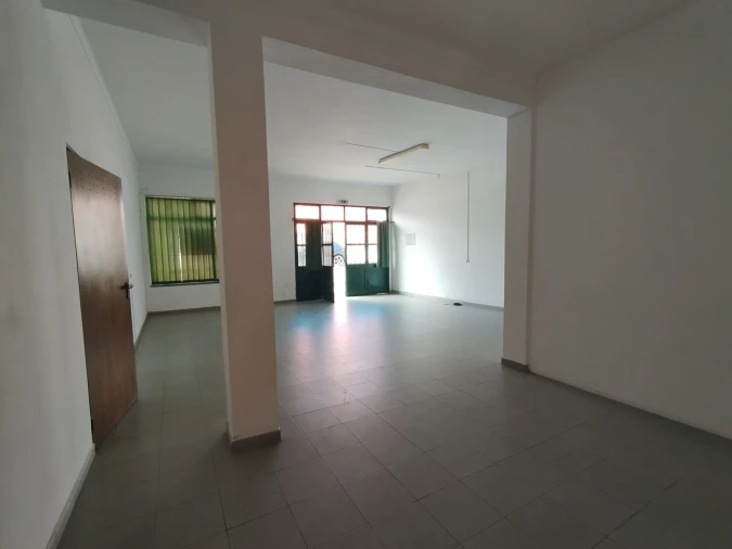 Loja para Venda em Almodôvar e Graça dos Padrões Foto 9