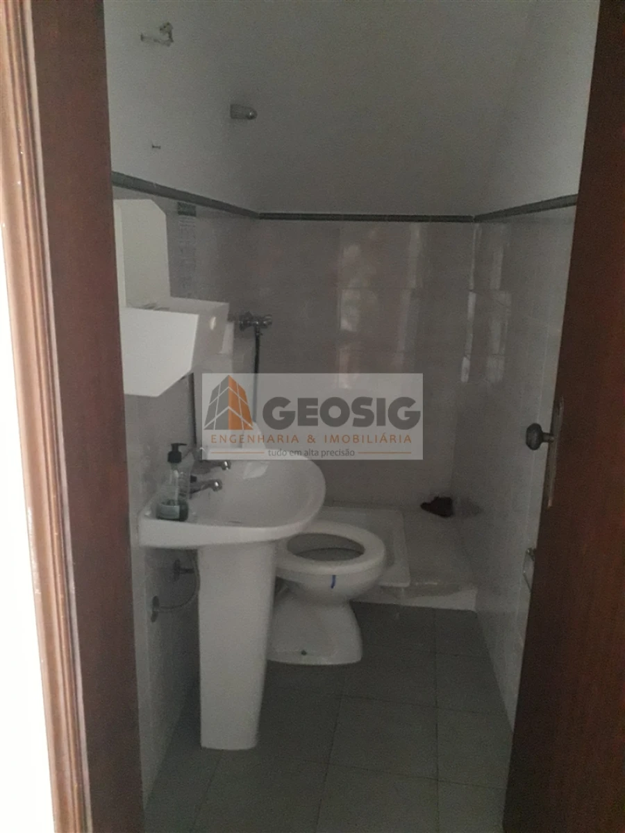 Loja para Venda em Almodôvar e Graça dos Padrões Foto 7