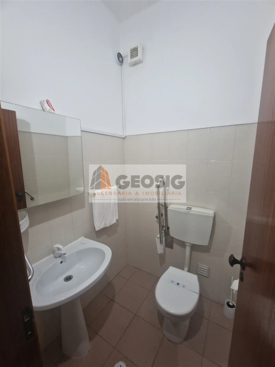 Negócio para Venda em Almodôvar e Graça dos Padrões Foto 7