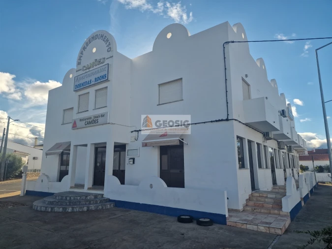 Negócio para Venda em Almodôvar e Graça dos Padrões Foto 2