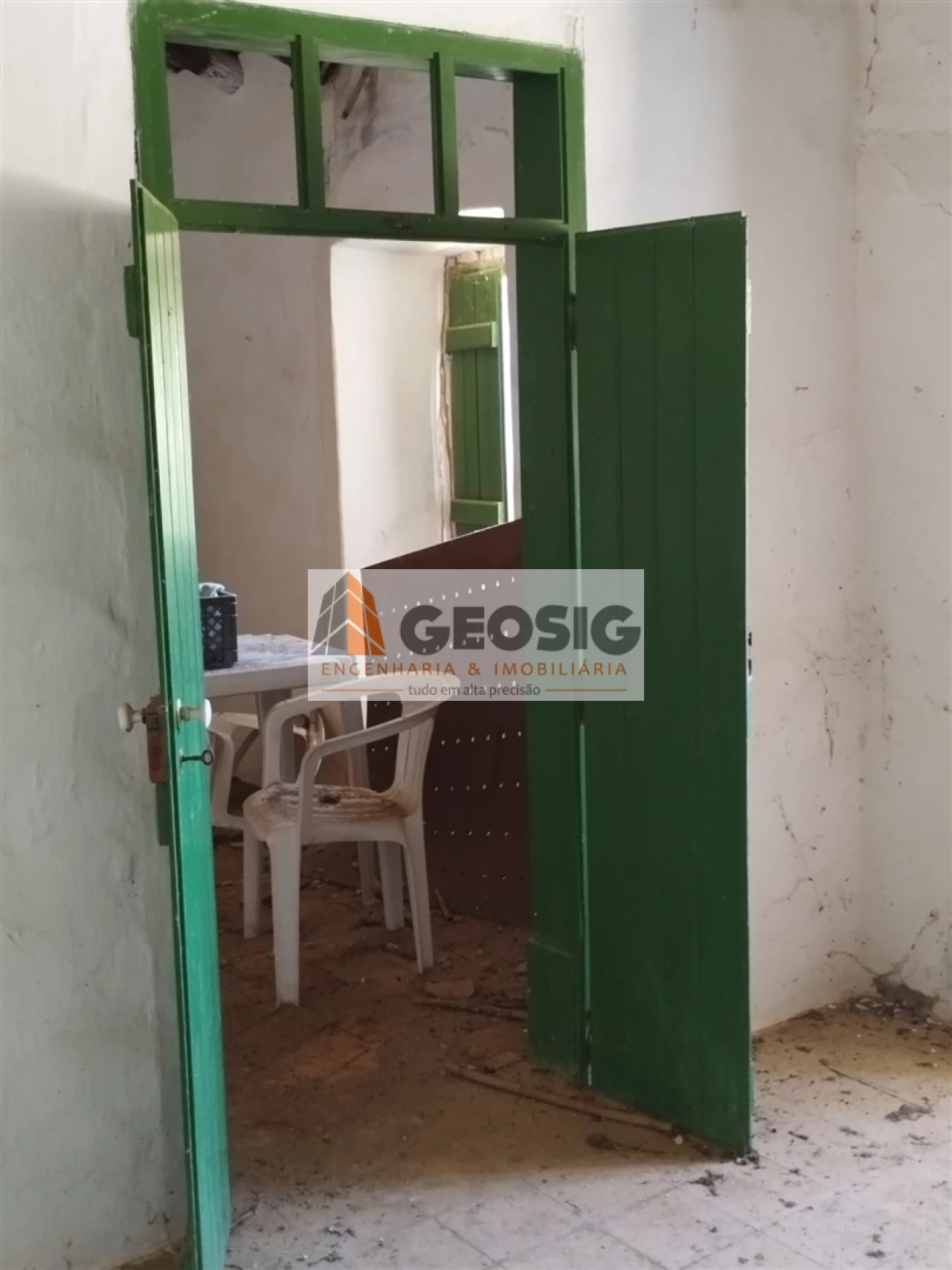 Moradia T2 para Venda em Ameixial Foto 5