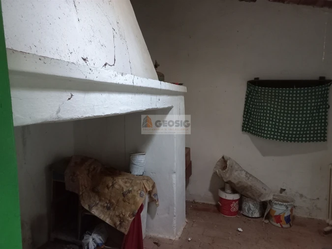 Quinta T2 para Venda em Ameixial Foto 8