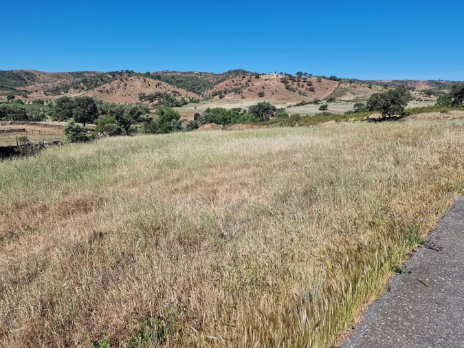 Moradia T2 para Venda em Ameixial Foto 16