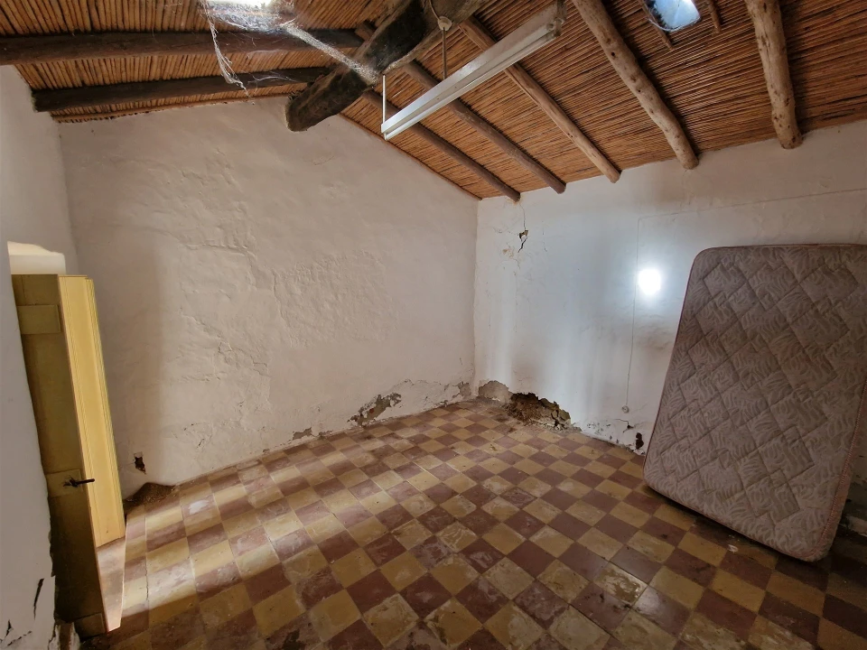 Moradia T3 para Venda em Martim Longo Foto 11