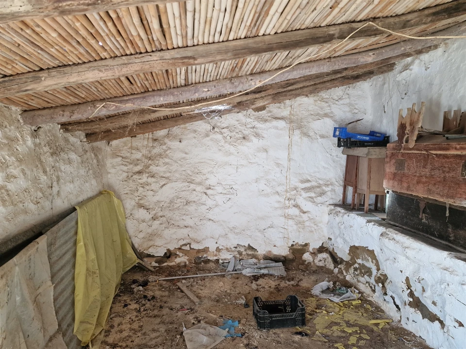 Moradia T1 para Venda em Martim Longo Foto 10