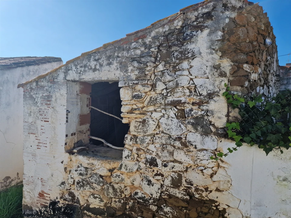 Moradia T1 para Venda em Martim Longo Foto 18