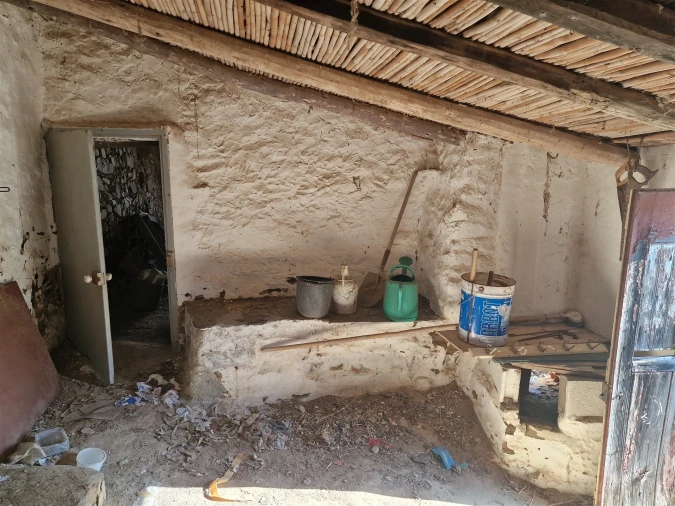 Moradia T1 para Venda em Martim Longo Foto 12