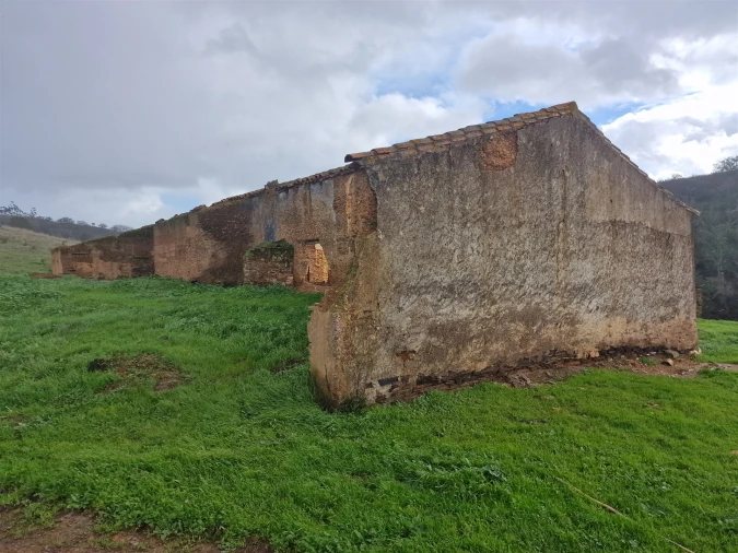 Quinta T0 para Venda em Saboia Foto 1