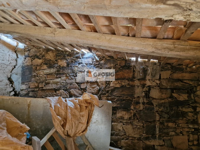 Quinta T0 para Venda em São Martinho das Amoreiras Foto 15