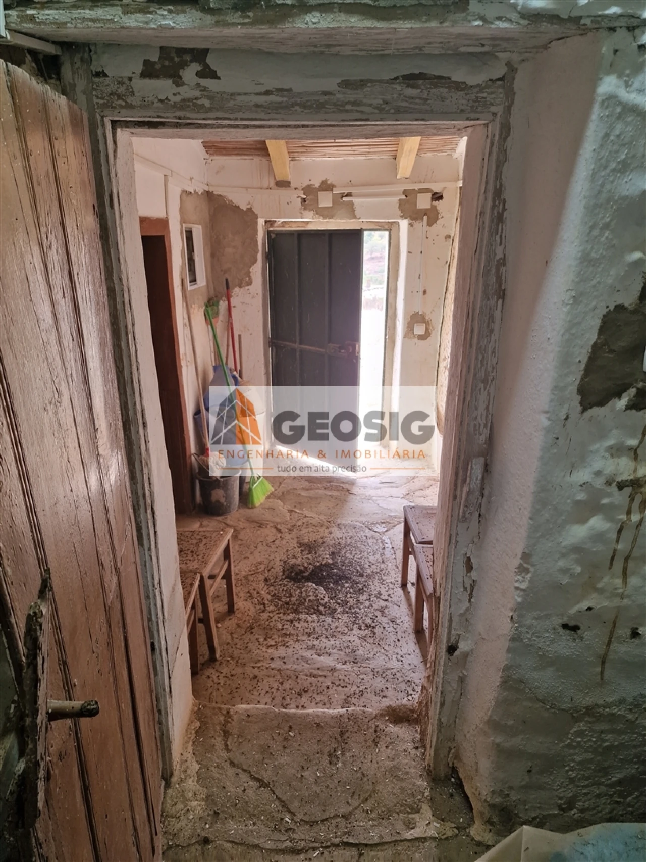 Quinta T0 para Venda em São Martinho das Amoreiras Foto 11