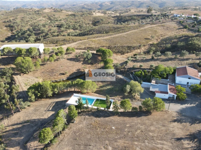 Quinta T3 para Venda em Santa Cruz