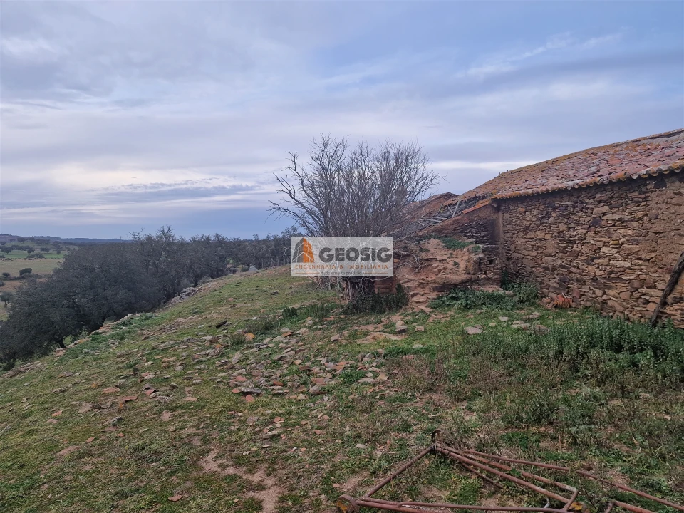 Moradia T3 para Venda em Ourique Foto 10