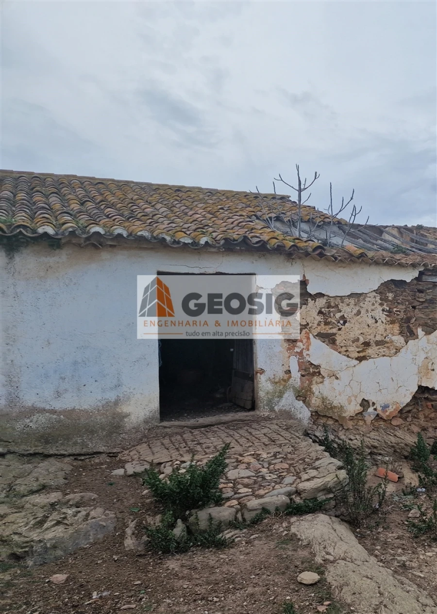 Moradia T3 para Venda em Ourique Foto 3