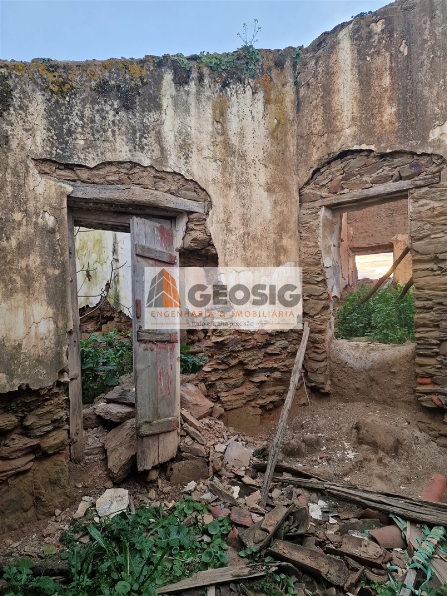 Moradia T3 para Venda em Ourique Foto 18