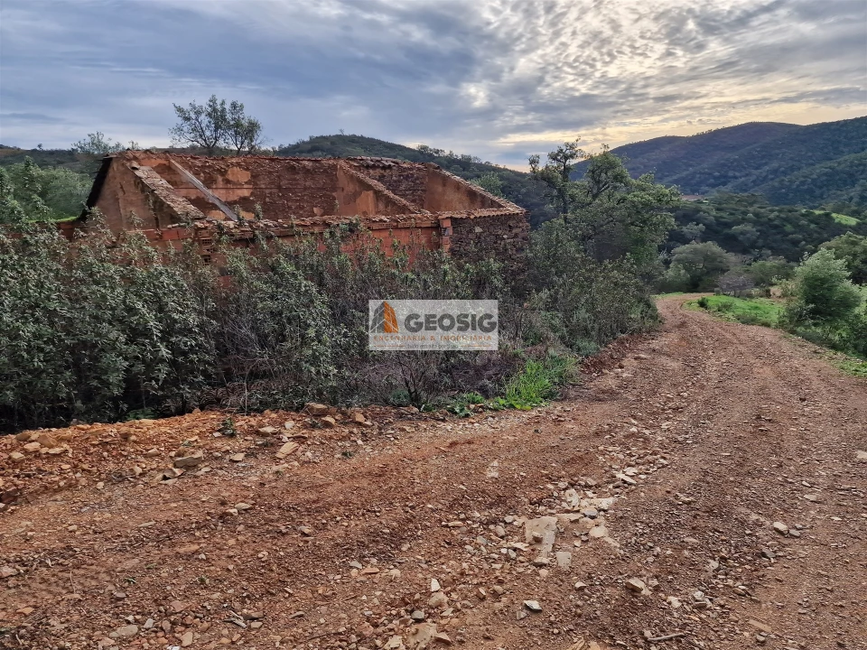 Quinta T2 para Venda em São Barnabe Foto 11
