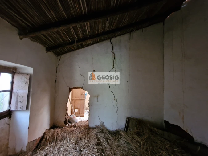 Quinta T2 para Venda em São Barnabe Foto 5