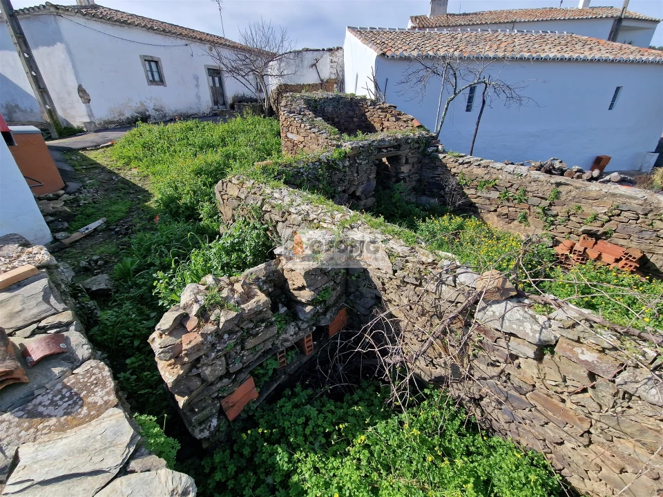 Moradia T2 para Venda em Santa Cruz Foto 10