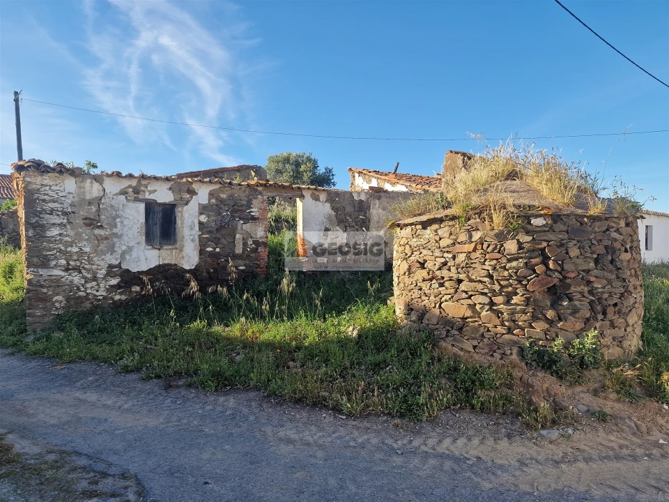 Moradia T2 para Venda em São Marcos da Ataboeira Foto 1