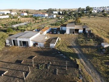 Quinta T1 para Venda em Castro Verde e Casével