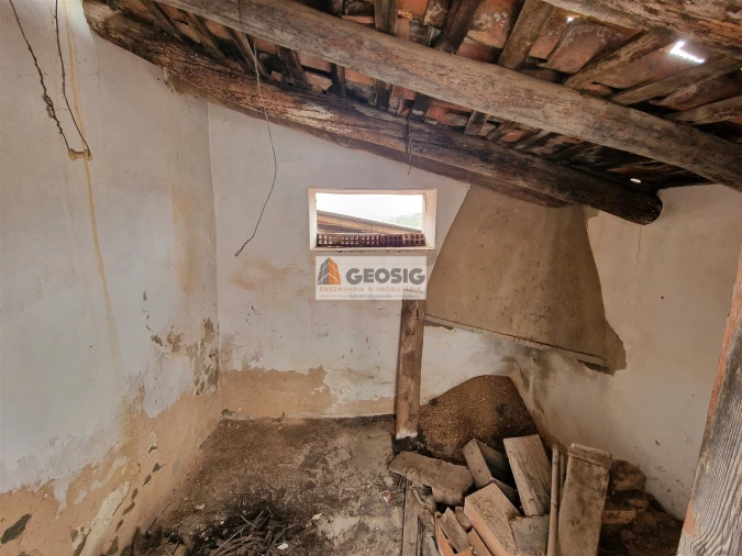 Moradia T2 para Venda em Santa Cruz Foto 43