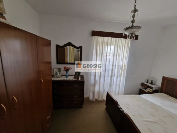 Moradia T2 para Venda em Santa Cruz Foto 25