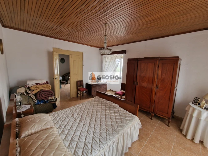 Moradia T2 para Venda em Santa Cruz Foto 20