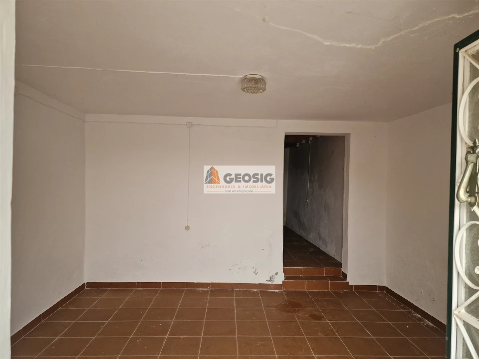 Moradia T2 para Venda em Santa Cruz Foto 10