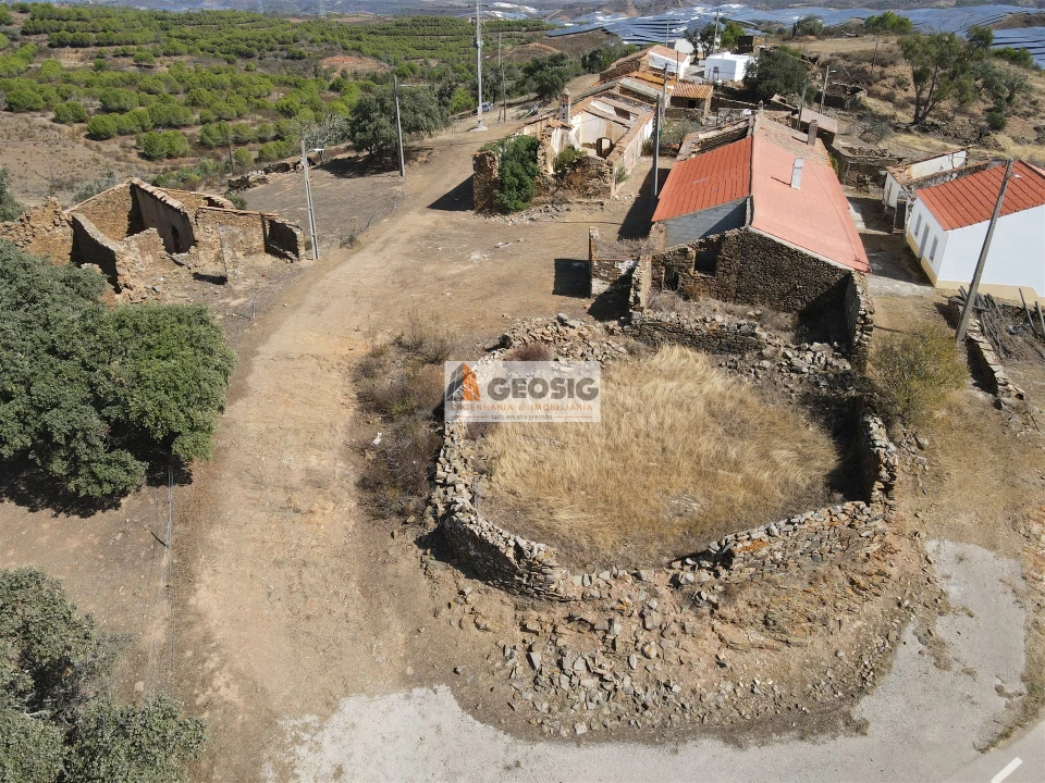 Moradia T3 para Venda em Vaqueiros Foto 11