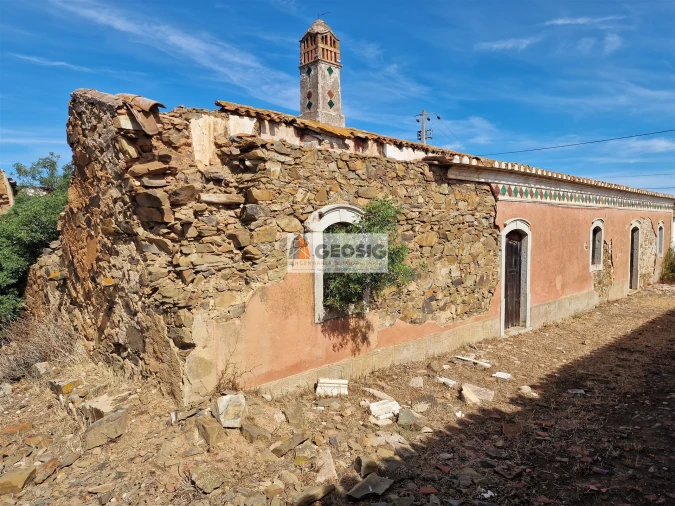 Moradia T3 para Venda em Vaqueiros Foto 1