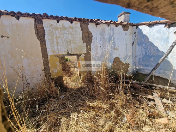 Quinta T4 para Venda em Ourique Foto 10