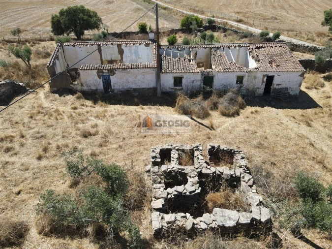 Quinta T4 para Venda em Ourique Foto 2