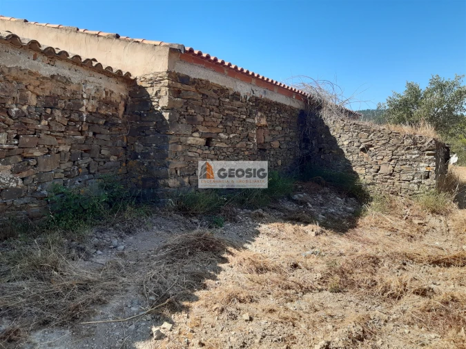 Quinta T0 para Venda em São Barnabe Foto 5