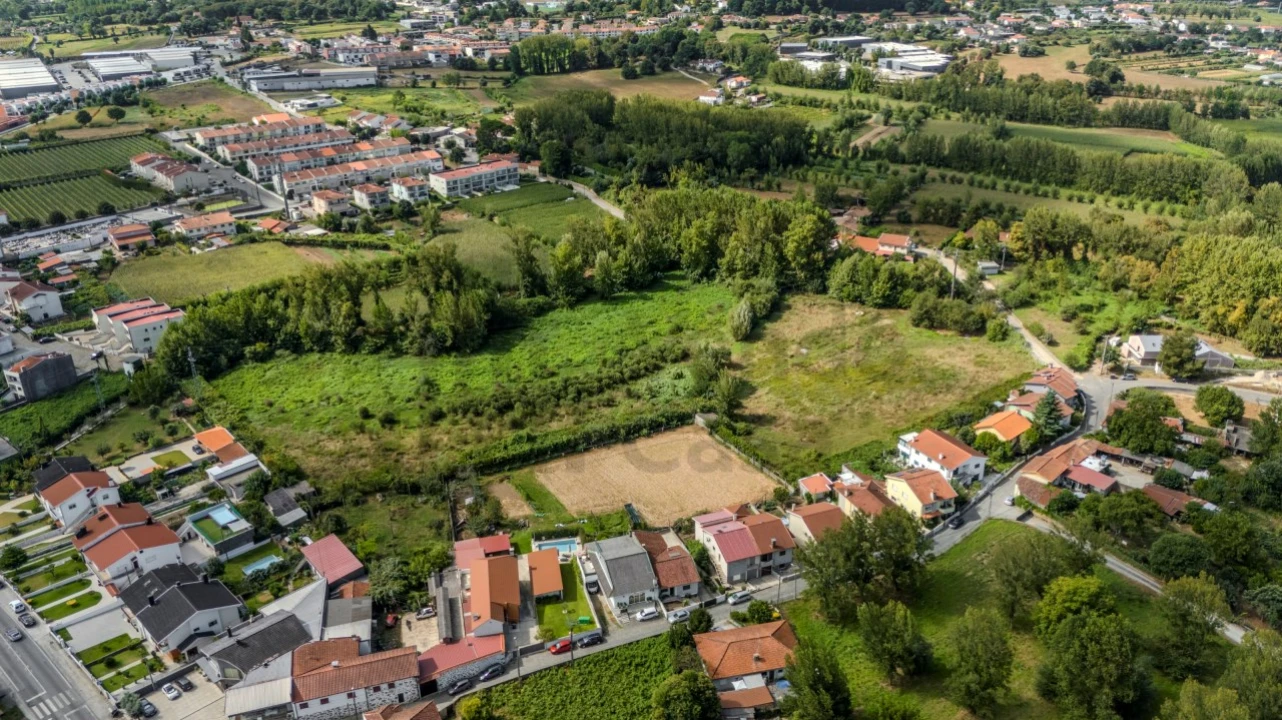 Terreno Misto para Venda em Merelim (São Pedro) e Frossos Foto 13