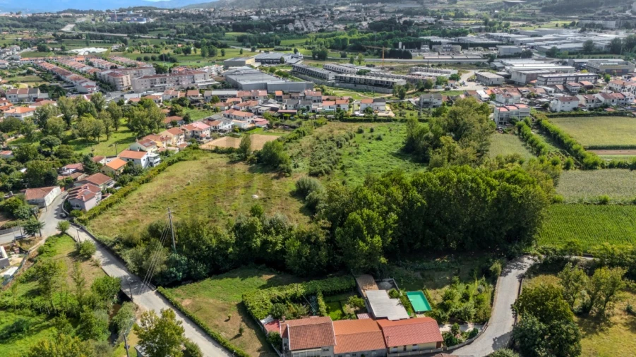 Terreno Misto para Venda em Merelim (São Pedro) e Frossos Foto 7