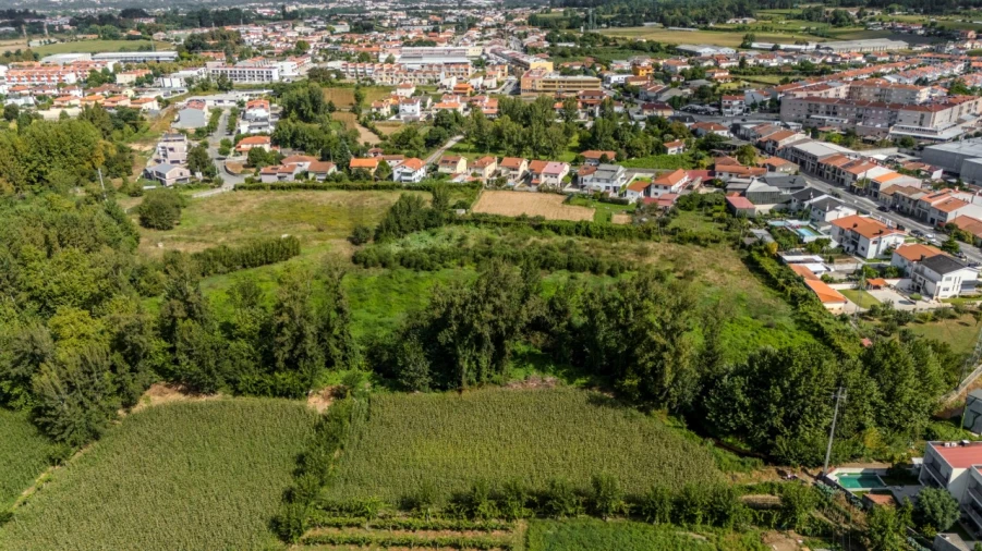 Terreno Misto para Venda em Merelim (São Pedro) e Frossos Foto 8
