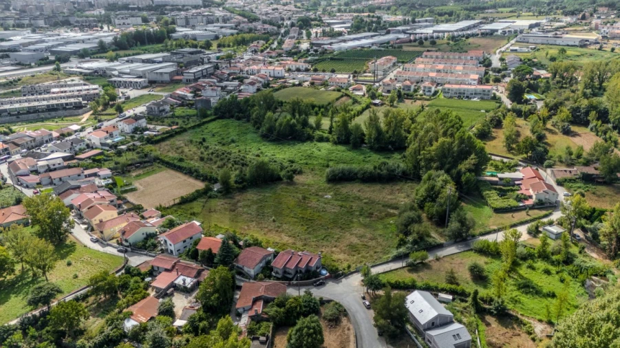 Terreno Misto para Venda em Merelim (São Pedro) e Frossos Foto 10