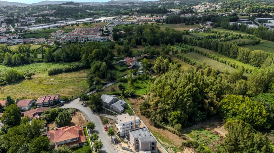 Terreno Misto para Venda em Merelim (São Pedro) e Frossos Foto 22