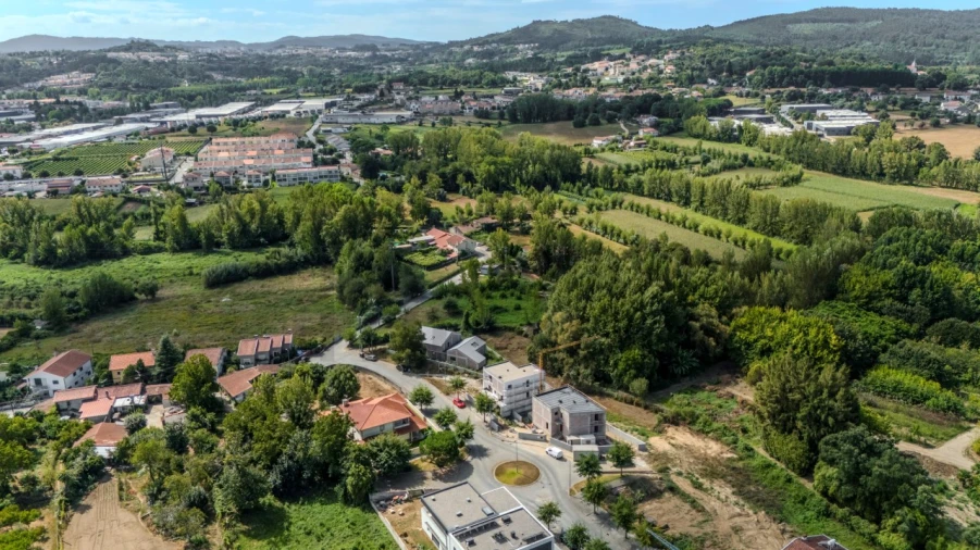 Terreno Misto para Venda em Merelim (São Pedro) e Frossos Foto 33