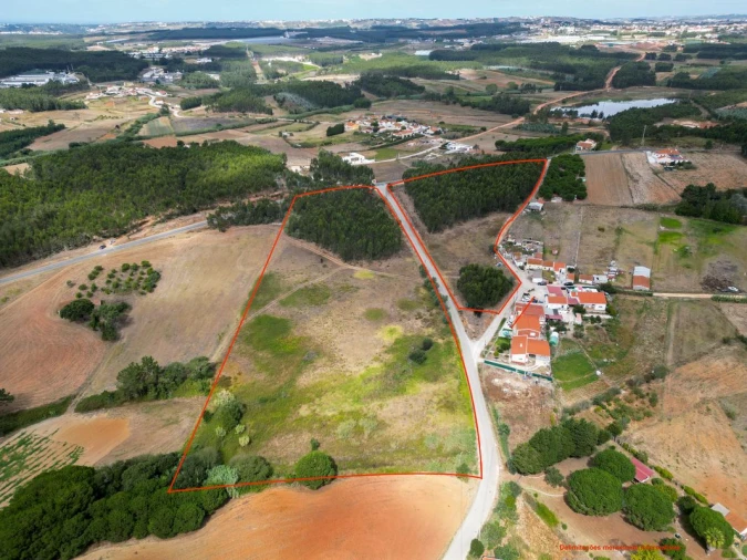 Terreno para Venda em Ramalhal Foto 1