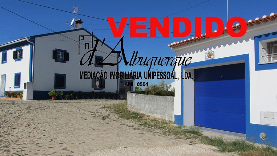 Quinta T4 para Venda em Monte da Pedra