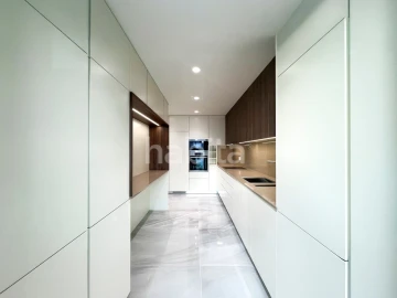 Apartamento T3 para Venda em Mafamude e Vilar do Paraíso