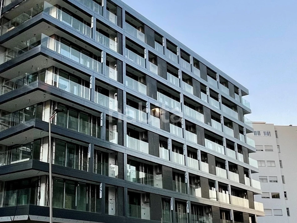 Apartamento T3 para Venda em Mafamude e Vilar do Paraíso Foto 22
