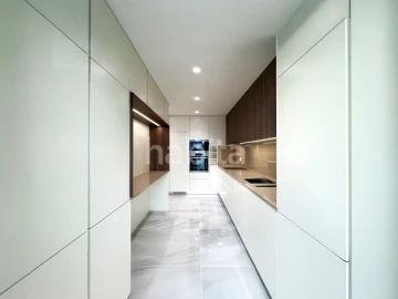 Apartamento T3 para Venda em Mafamude e Vilar do Paraíso