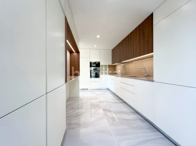 Apartamento T3 para Venda em Mafamude e Vilar do Paraíso Foto 16