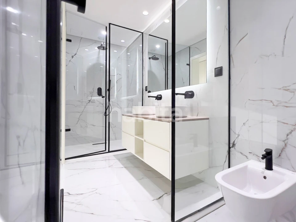 Apartamento T3 para Venda em Mafamude e Vilar do Paraíso Foto 13