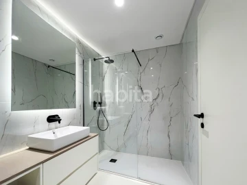 Apartamento T3 para Venda em Mafamude e Vilar do Paraíso