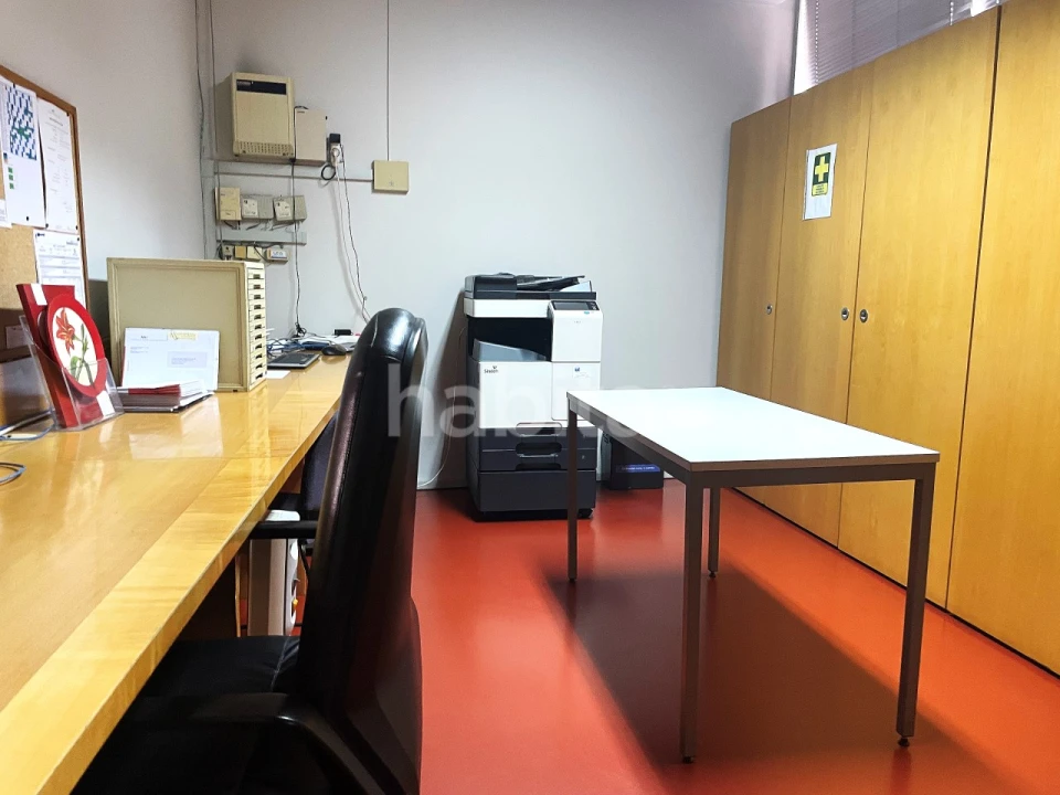 Escritório para Arrendamento em Lordelo do Ouro e Massarelos Foto 12