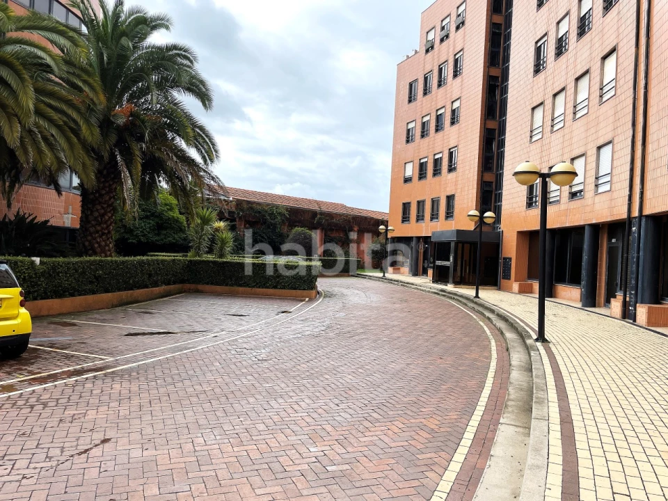 Escritório para Arrendamento em Lordelo do Ouro e Massarelos Foto 21