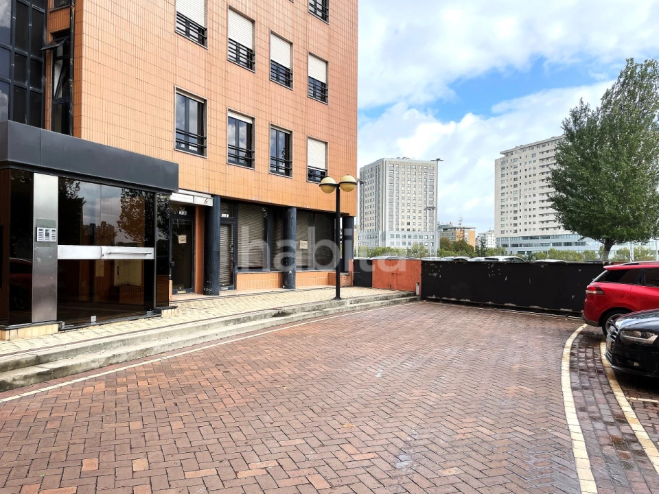 Escritório para Arrendamento em Lordelo do Ouro e Massarelos Foto 22