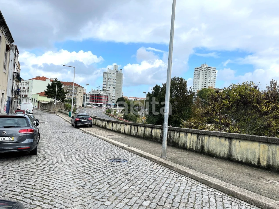 Escritório para Arrendamento em Lordelo do Ouro e Massarelos Foto 24